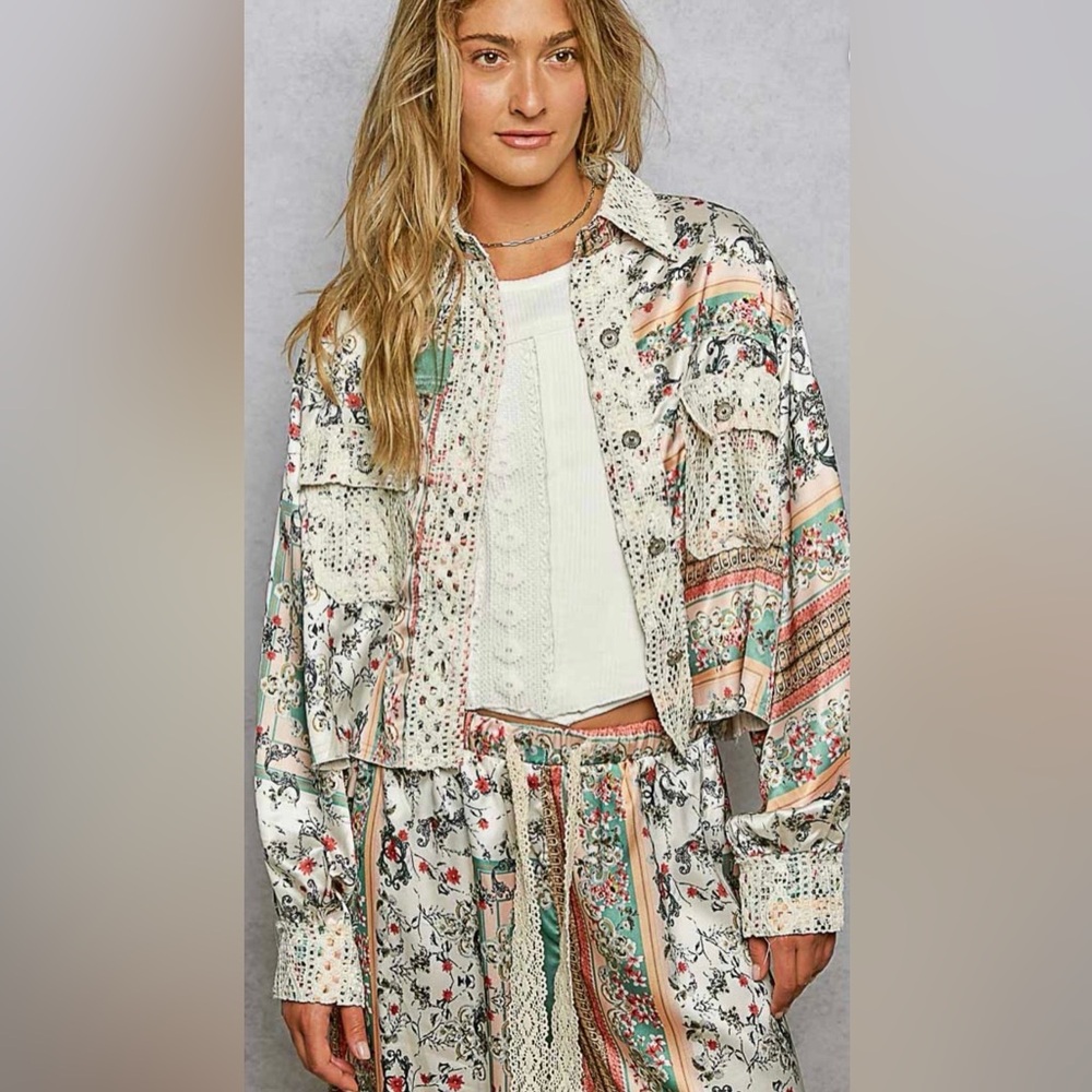 Floral Print Top or jacket 🌟